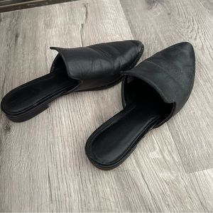 Vagabond leather slip on loafer
